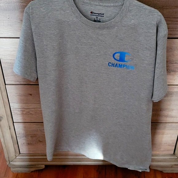 Mens Med. Size Champion tee NWT - Picture 1 of 5